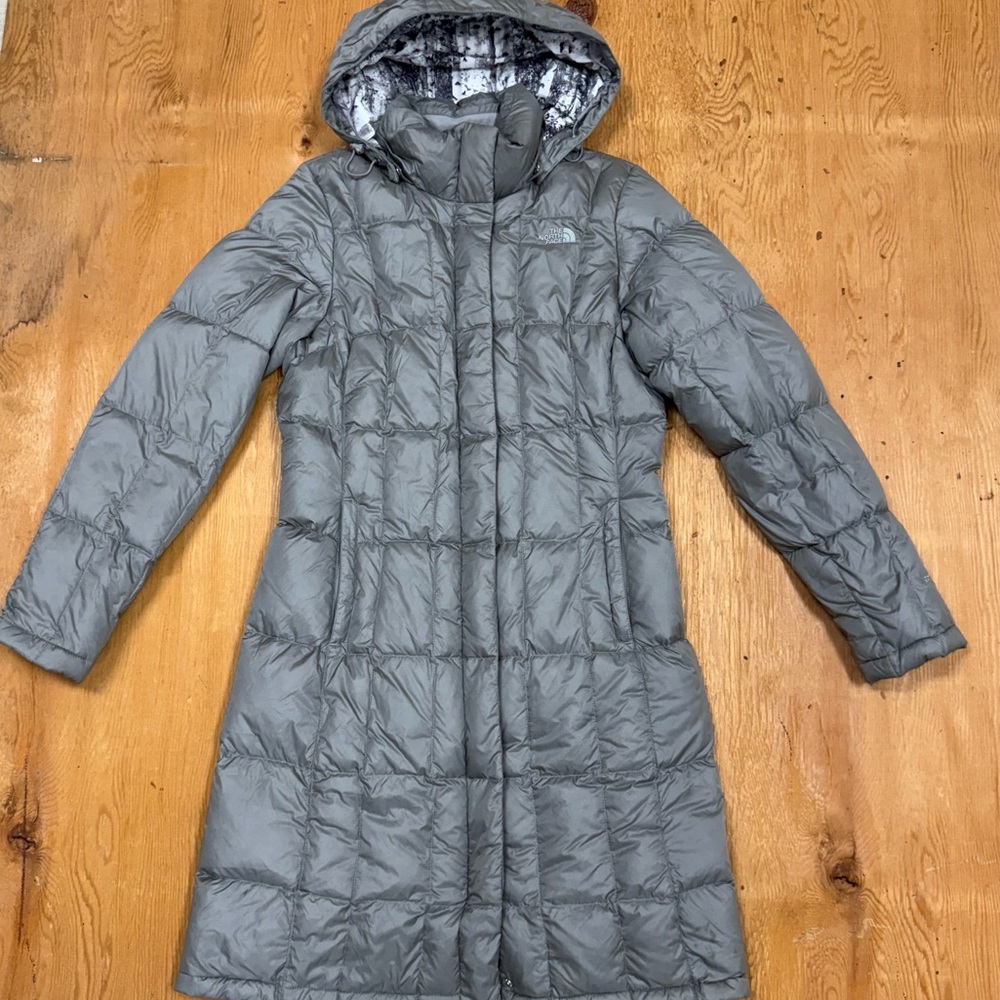 The North Face Women's Silver Puffer Jacket
